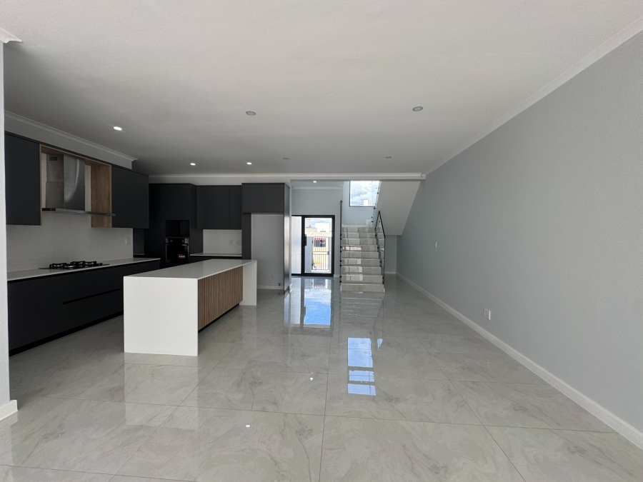 4 Bedroom Property for Sale in Sandown Western Cape